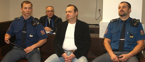 Antonín Šafář u plzeňského soudu