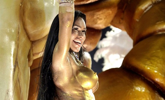 Brazílie láká mimo sexuální turistiky také na slavný karneval v Rio de Janeiru