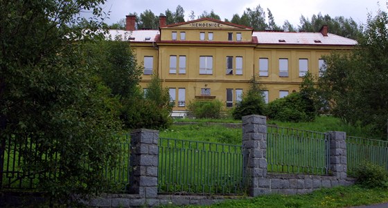 Areál bývalé nemocnice v Kraslicích na Sokolovsku