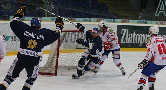 Hokejisté Ústí nad Labem práv vstelili gól ve tvrtfinálovém duelu s Tebíí.