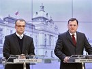 Miroslav Kalousek a Petr Neas pi tiskové konferenci na Úadu vlády (27. února