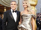 George Clooney dorazil se svou ptelkyn Stacy, kter ve zlatch atech zn.