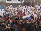Rusové pochodovali Moskvou na podporu Putina.