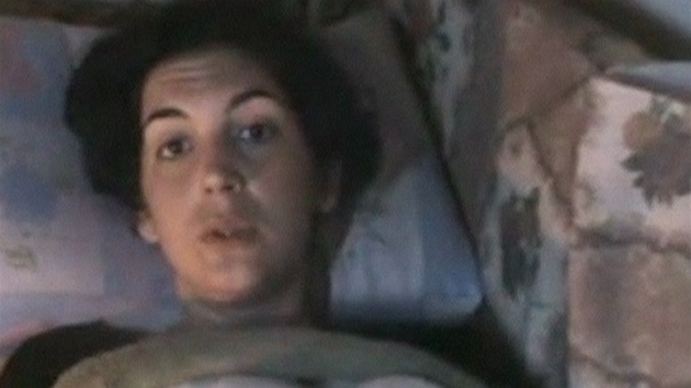Zrann francouzsk novinka Edith Bouvierov (23. nora 2012)