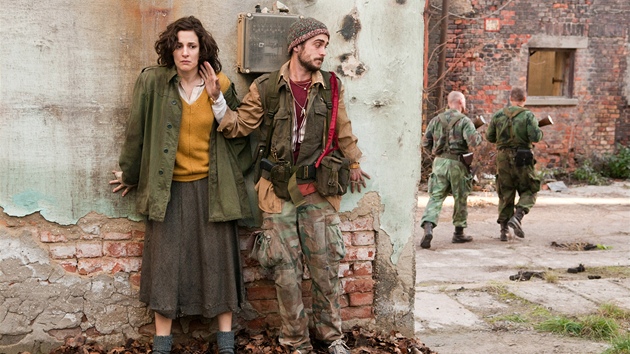 Záb�r z filmu Angeliny Jolie V zemi krve a medu 