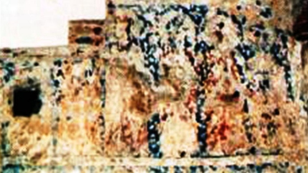 Tři pásy výzdoby v presbytáři kostela sv. Víta v Zahrádce u Ledče nad Sázavou po ikonografické stránce navazují na nástěnné malby v románské kapli sv. Kateřiny ve Znojmě.