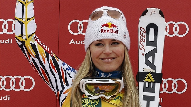 ZASE JE NEJLEP. Lindsey Vonnov v Bansku vyhrla u osmnct zvod Svtovho pohru v superobm slalomu.