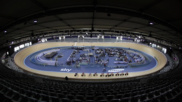 SP dráhových cyklist� na novém olympijském velodromu v Londýn�