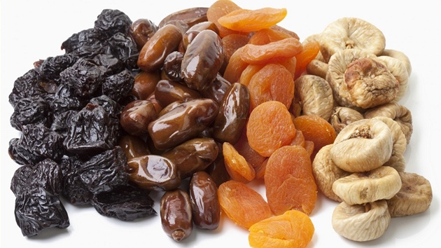 Su�ené ovoce - Su�ené fíky, meru�ky a �vestky se oprávn�n� doporu�ují p�i