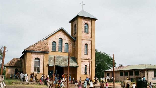 Kostel v tanzanské vesnici Mpanga (12. února 2012)