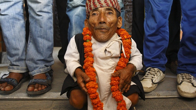 Čandra Bahádur Dangi je nejmenší člověk na světě (26. února 2012).
