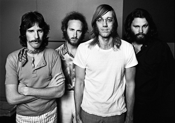 The Doors (zleva John Densmore, Robby Krieger, Ray Manzarek, Jim Morrison