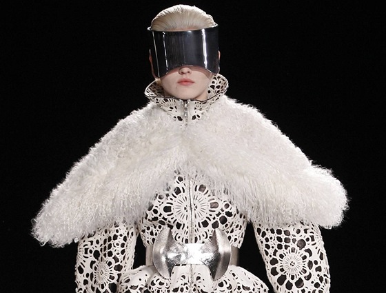 Alexander McQueen podzim - zima 2012/2013