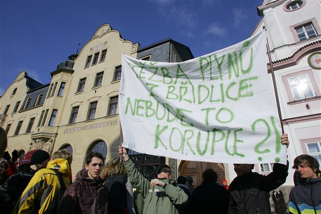 Protest proti t�b� b�idlicového plynu na Náchodsku a Trutnovsku. (Náchod, 6.