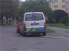 Také v Plzni v ulici Milady Horákové neparkovali policisté ideáln.
