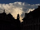 Netradiní pohled ze Staromstského námstí v Praze