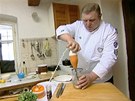 Máslový ízek a kenové brambory pode éfkuchae Jaroslava Sapíka