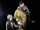 David Uliník jako Jean Valjean s dcerou Stanislava Grosse, která v Bídnících...
