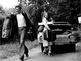 Petr Kostka a Jorga Kotrbová ve filmu Otakara Fuky Pátek není svátek (1979)