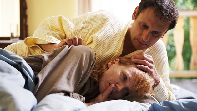 Herci Igor Chmela (uitel) a Aa Geislerová (Jana)