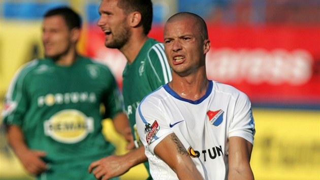 VOLEJBALOVÁ POZICE. Václav Svrko, útoník Baníku Ostrava, v utkání proti