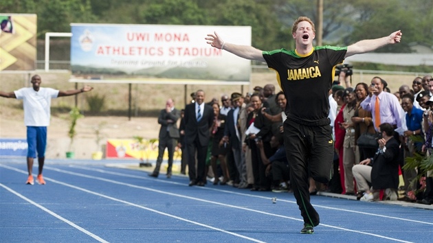 VÍT�Z. Princ Harry se v rámci své cesty po Karibiku zastavil i na Jamajce, tam