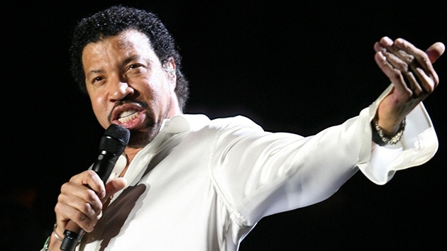 Lionel Richie (Sazka Arena, Praha, 9. b�ezna 2007)