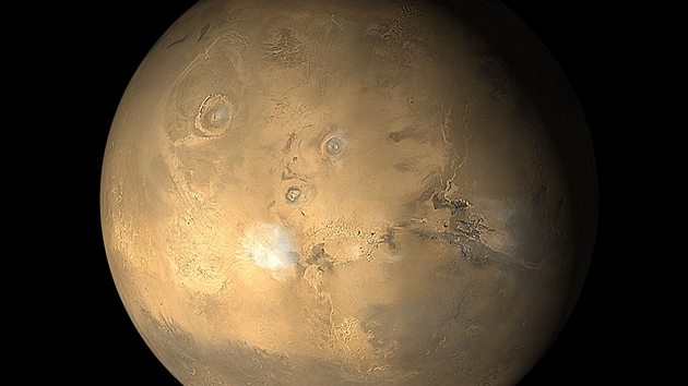 Fotografie Marsu pořízená z jeho oběžné dráhy v roce 2001