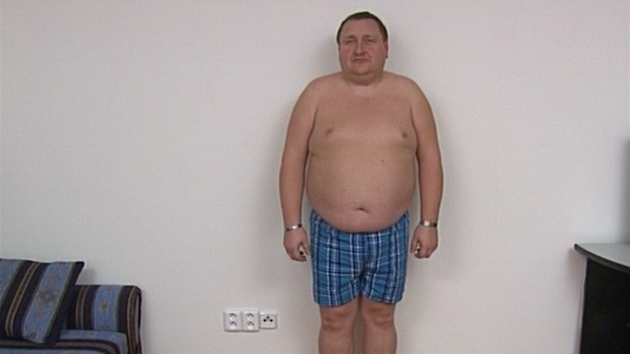 Kamiok Bogdan se dopracoval tunm a sladkm jdlem a na vhu 130 kilogram.