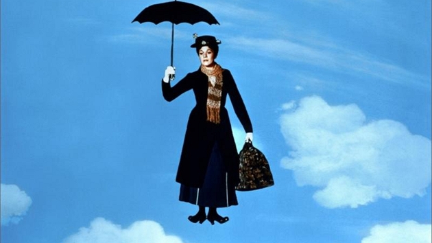 Scna z filmu Mary Poppins, kterou ztvrnila Julie Andrewsov. I ona zskala za roli svrzn chvy Oscara.