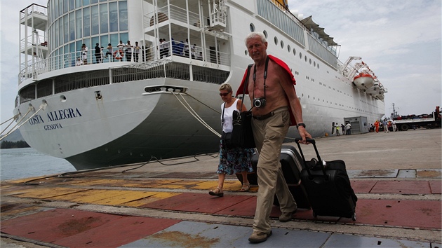 Vtina cestujcch hodl na Seychelch zstat a pokraovat v zatm dost netypick dovolen (1. bezna 2012)