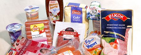 Ministr zemdlství navrhl zmnu pravidel pro kontrolu potravin. Napíklad masné výrobky v obchodech by místo hygienik hlídala Státní veterinární správa. (Ilustraní snímek)