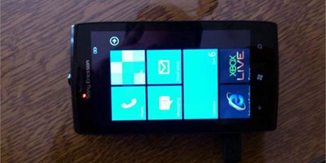 Prototyp smartphonu Sony Ericsson s Windows Phone