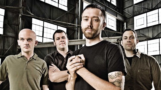 Rise Against (Tim McIlrath uprosted) vystoupí spolu s Architects a Touché