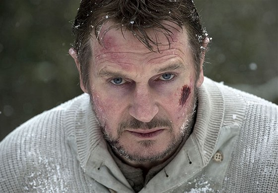 Liam Neeson ve filmu Mezi vlky