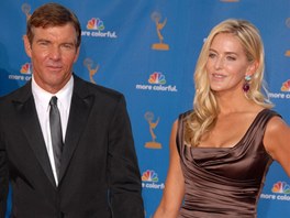 Dennis Quaid s manelkou