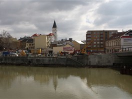 Archeologov odkryli na stavb Tyrova mostu v Perov zklady ran...