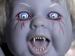 Reborn panenka a la hororový Chucky.
