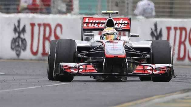 Lewis Hamilton dojel pi úvodním tréninku Velké ceny Austrálie druhý, hned za