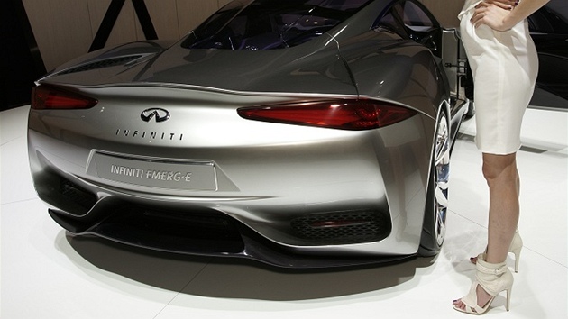 Infiniti Emerg-E