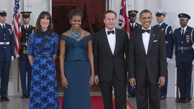 Barack Obama pivtal britskho premira Camerona ve velkm stylu.