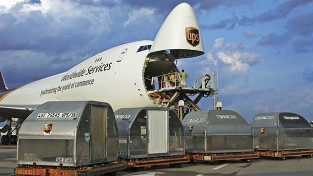 ups, peprava, kontejnery, Boeing 747-400