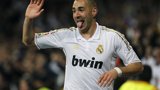 JÁ HO DAL. Útoník Karim Benzema z Realu Madrid se raduje z gólu proti Málaze.