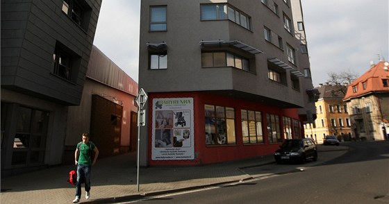 Byty pro krajské radní jsou v ulici Na Rybníku v centru Liberce.