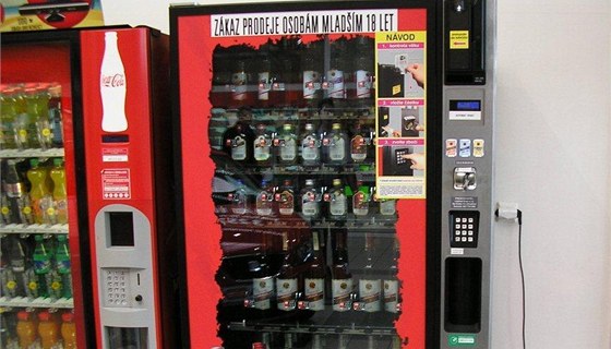 Jeden ze stále vtího potu automat na alkohol v Ostrav.