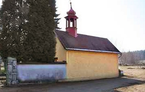 Bronzový zvon visel ve věžičce márnice v České Čermné více než sto let (ilustrační foto).