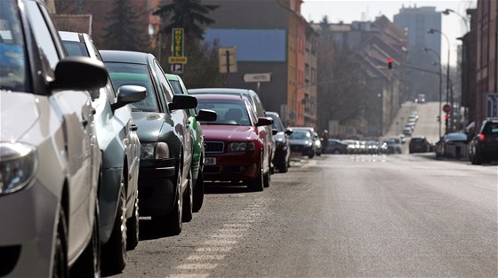 Parkovací zóny v Praze čeká změna. Platit by měla od roku 2015. Ilustrační snímek