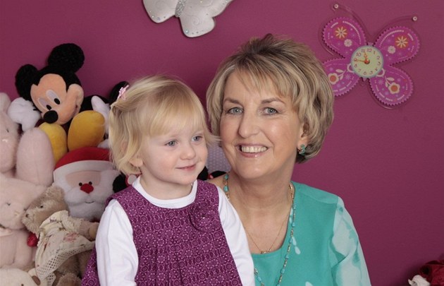 Sue Tollefsenová a její dcera Freya