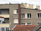 Apartmánový komplex v Toulouse, ve kterém se skrývá údajný vrah. (21. bezna...