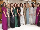 Finalistky eské Miss 2012 ve veerních atech britské znaky Temperley London